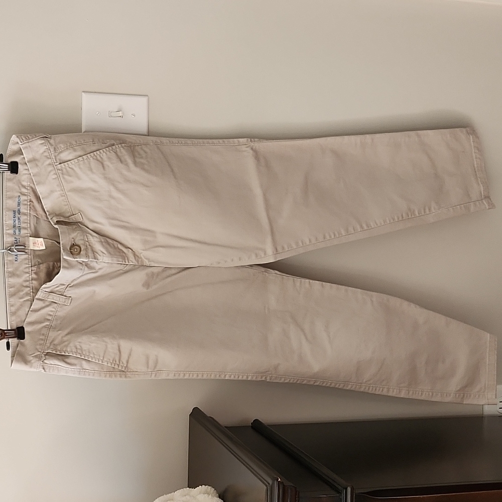 GAP Women Khakis Girlfriend Pants Tan Sz 6R